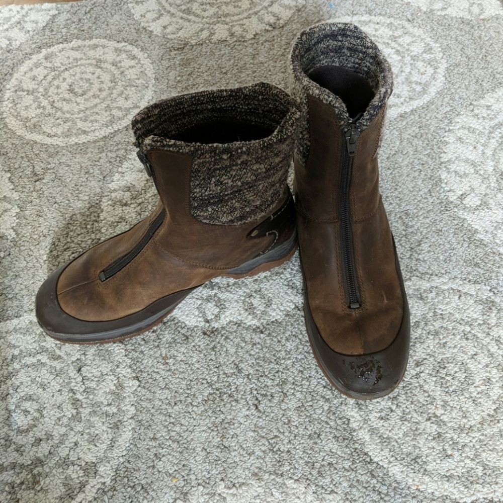 Merrell snow boots